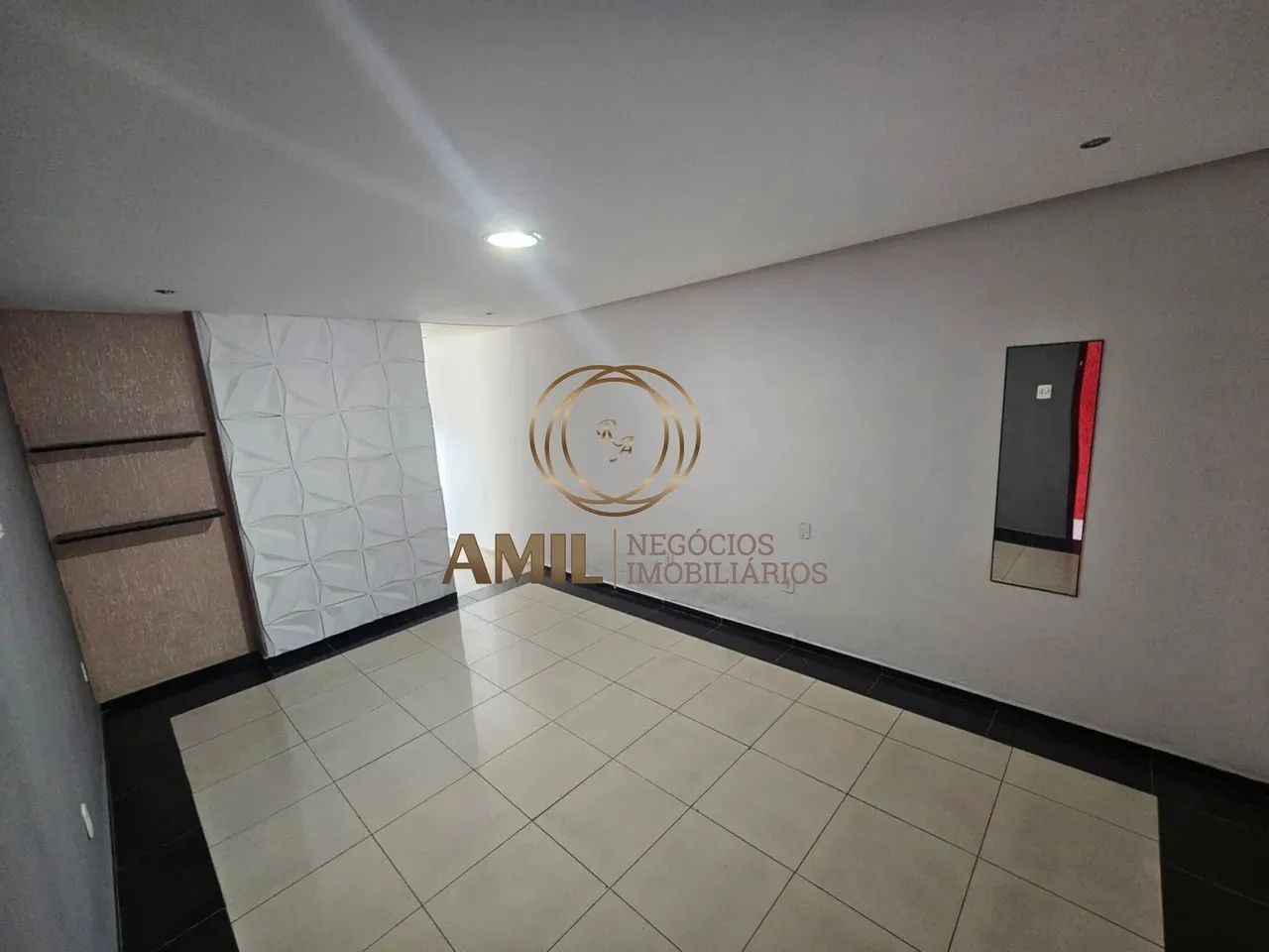 LM Casa Sobrado para Alugar com 3 quartos, quintal e 2 vagas de garagem em Jardim São José - Foto 3