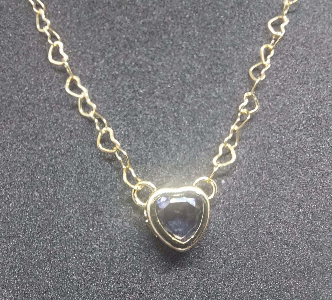 Colar elos de corações e com pingente de coração com pedra zircônia - Banhado a ouro - Foto 4