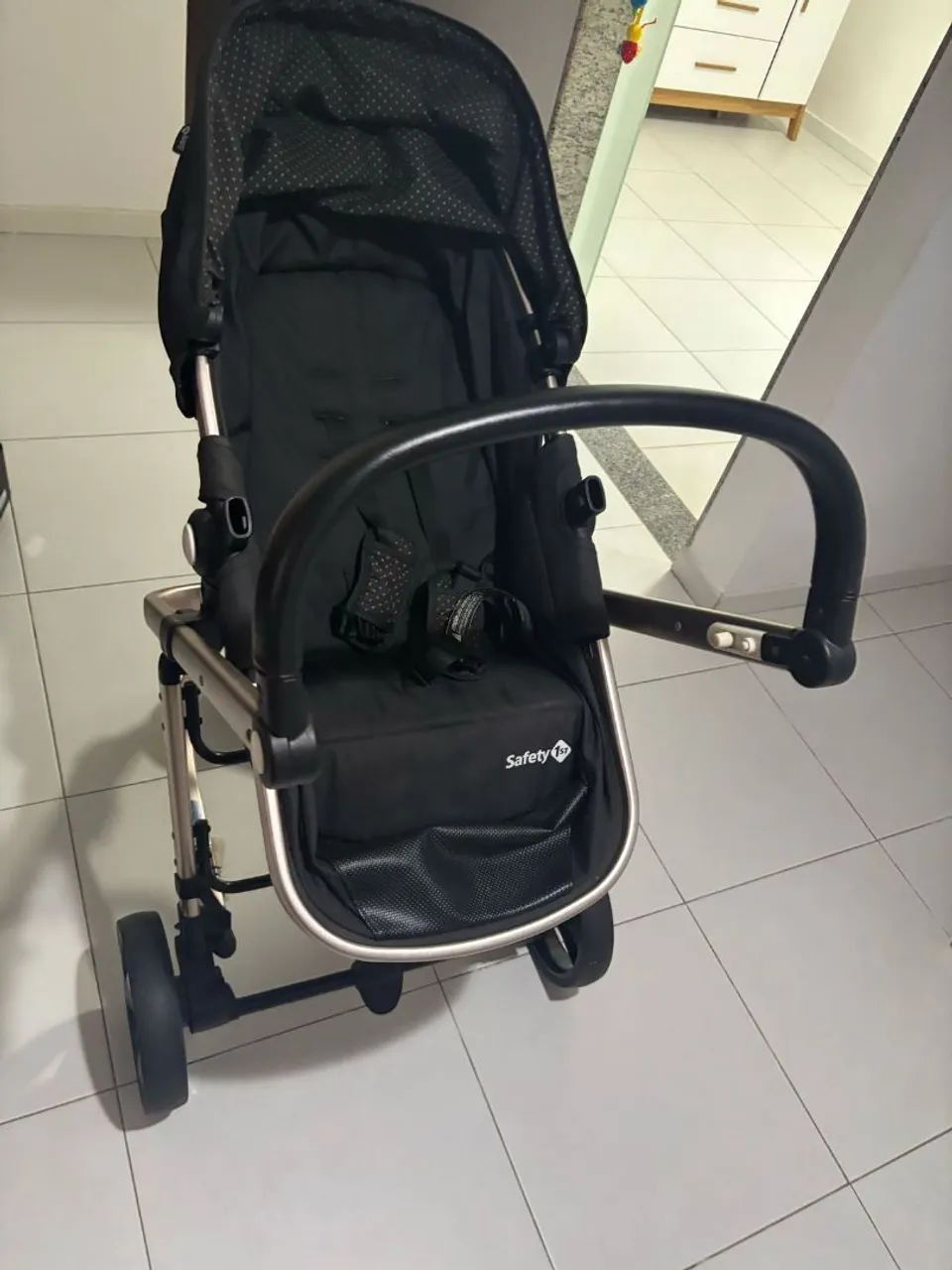 Carrinho de Bebê e Bebê Conforto 2 em 1 - Foto 4