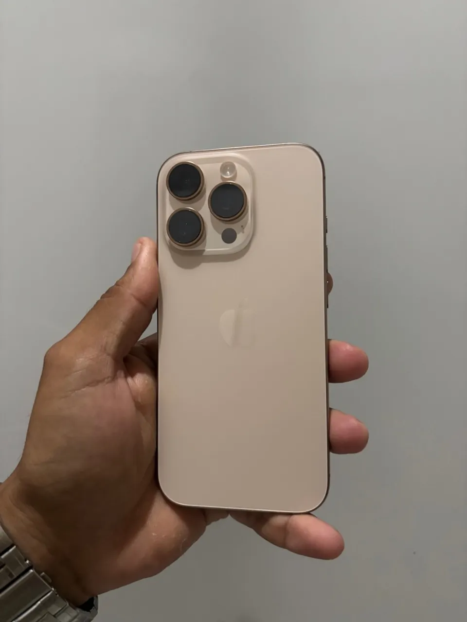 Iphone 16 pro 128GB capa