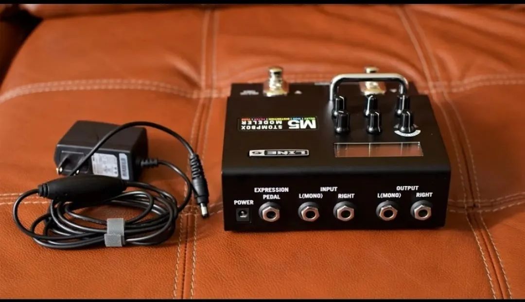 ギター Line6 M5 Pedal de efeito Line 6 M-Series Stompbox Modeler M5 preto