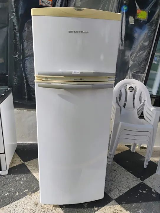 Geladeira Brastemp 340L