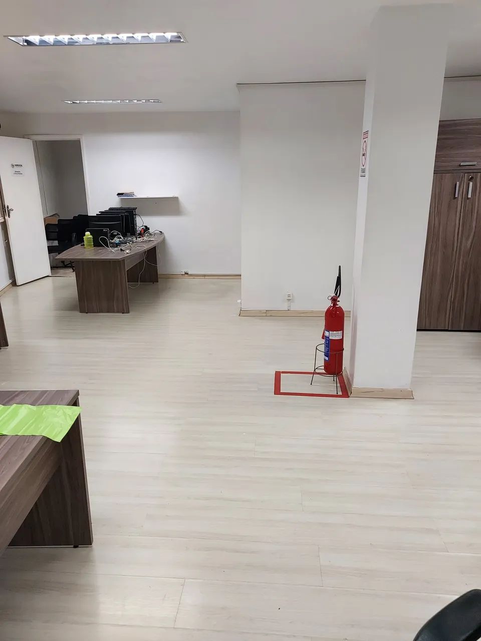 Sala/Conjunto para aluguel possui 160 metros quadrados em Saúde - Rio de Janeiro - RJ
