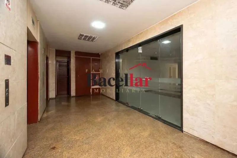 Andar : / Comercial / Centro