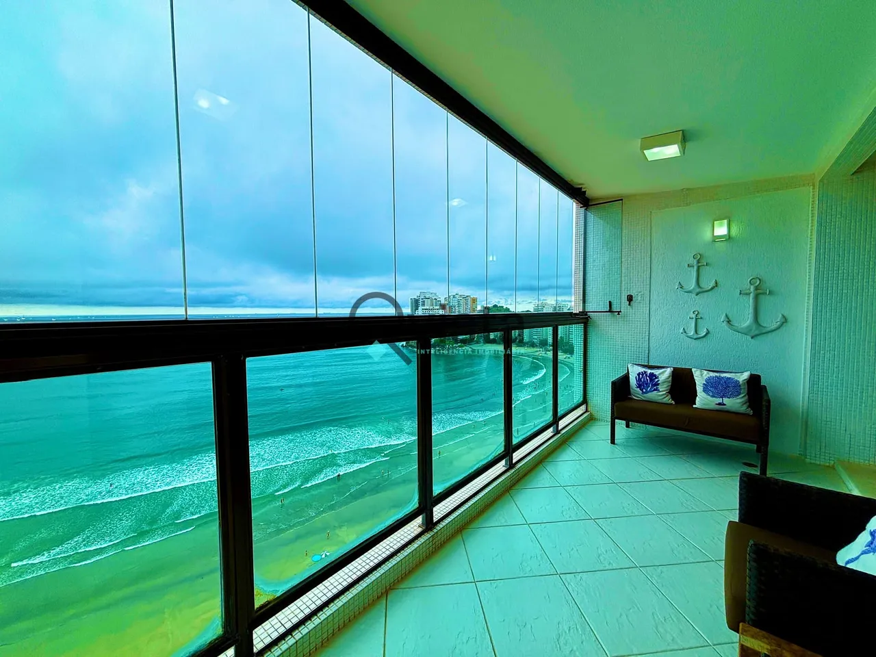 Apartamento Frente Mar à Venda nas Asturias no Guarujá | QVista Inteligência Imobiliária G