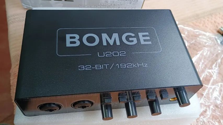 Interface De Áudio Bomge U202 Usb Para Gravação Em Pc e Celular - Foto 4
