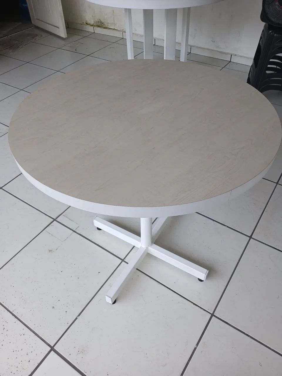 Super oferta,  mesa nova 80cm diâmetro,  com entrega,  cabe 4 cadeiras.  - Foto 4