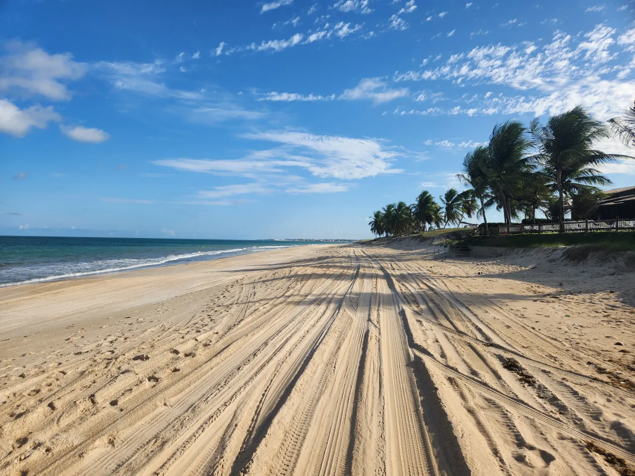 Terreno FRENTE PARA O MAR com 825 metros quadrados em Praia De Jacumã - Ceará-Mirim - RN