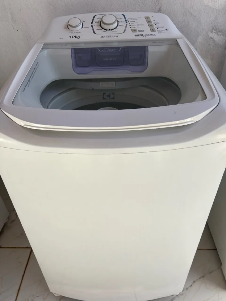 Máquina de Lavar Electrolux 12kg Jet&Clean
