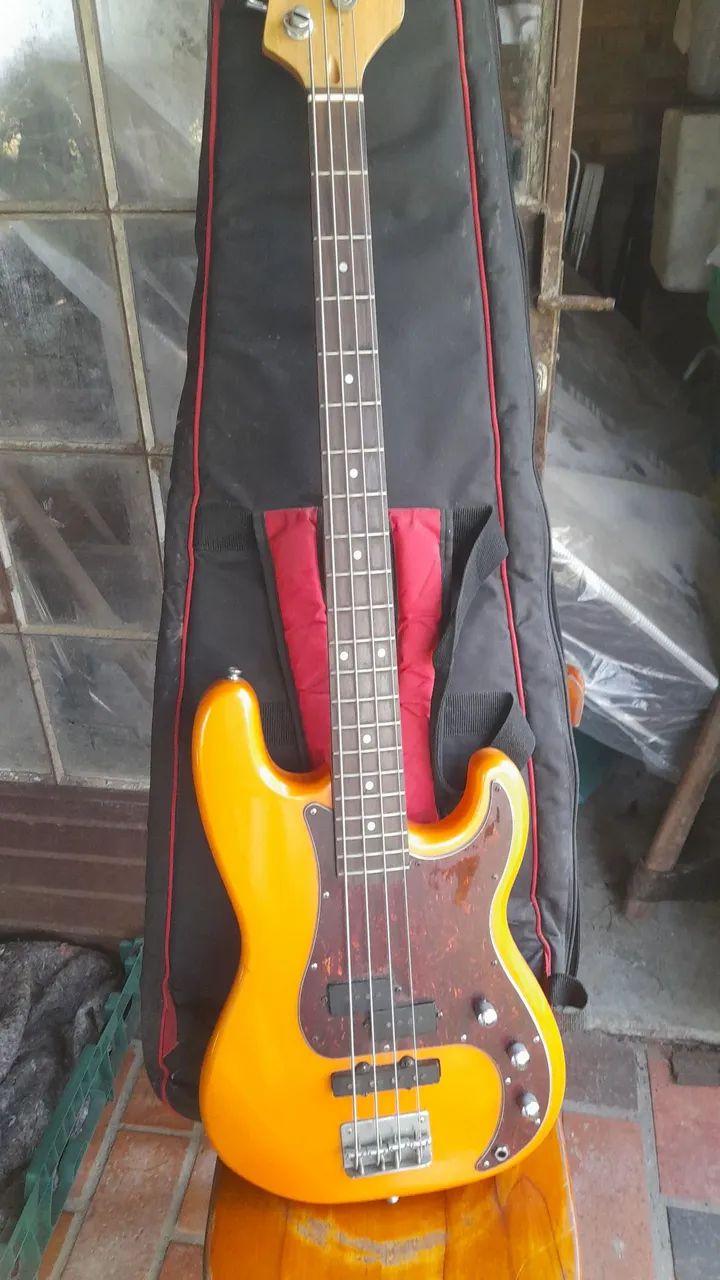 Baixo Elétrico Strinberg63824565897219121