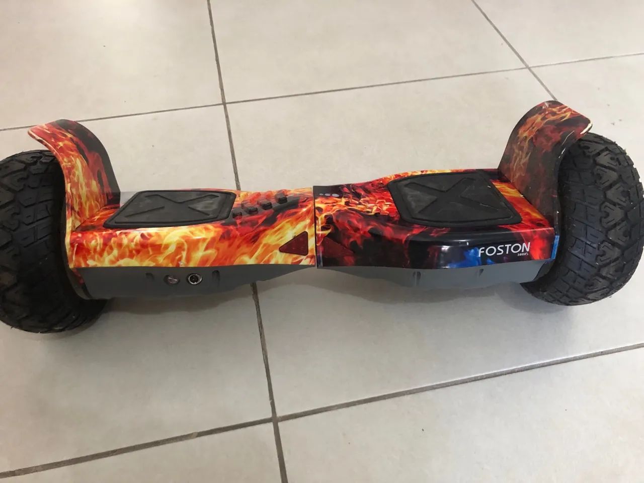 Hoverboard com Design Flamejante - Foto 3