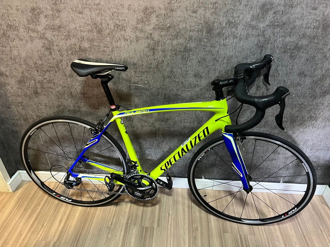 Bicicleta Specialized Roubaix Carbono - Foto 3
