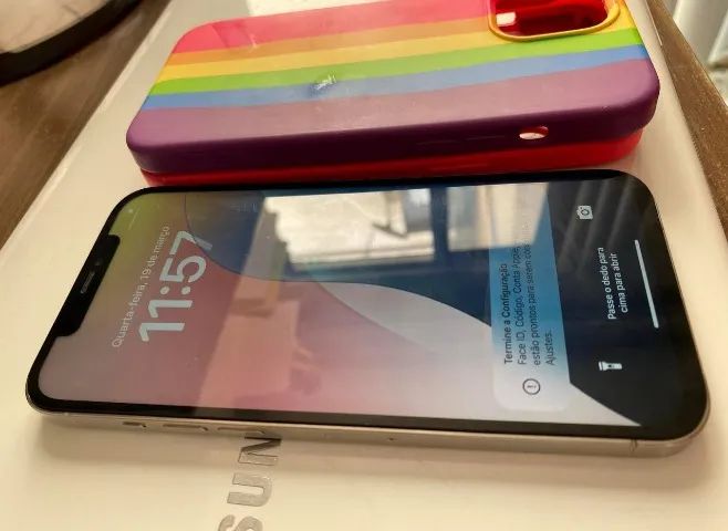 Iphone 12 pro max Branco - Foto 4