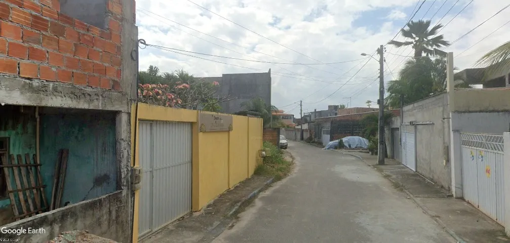 Casa em Abrantes em lote de área de 360m²