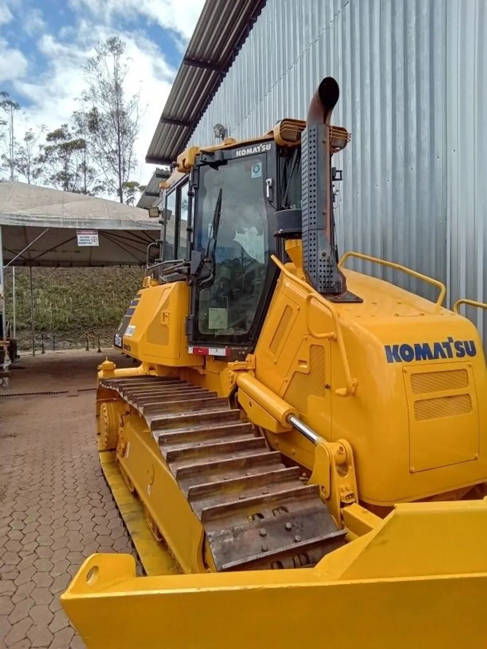 Trator de Esteira Komatsu D61 - Foto 2