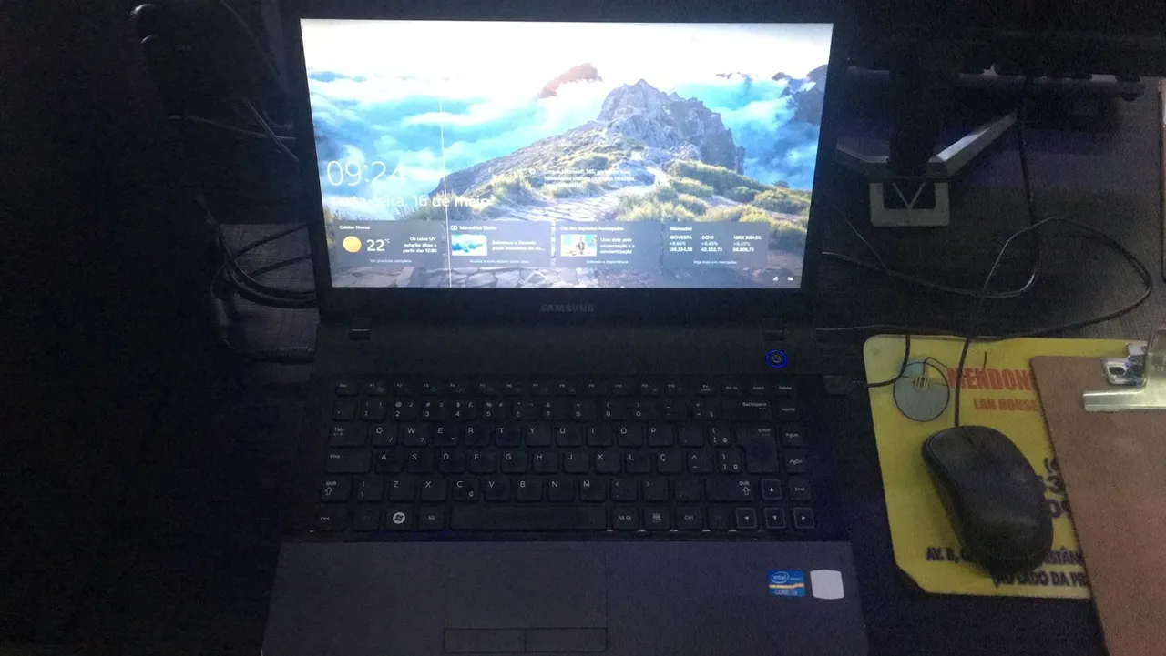 Notebook Samsung IProcessador: Intel Core i3-2350M 2.30GHz