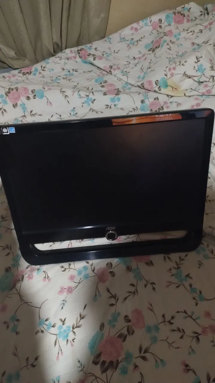 Vende-se monitor 18.5 polegadas AOC