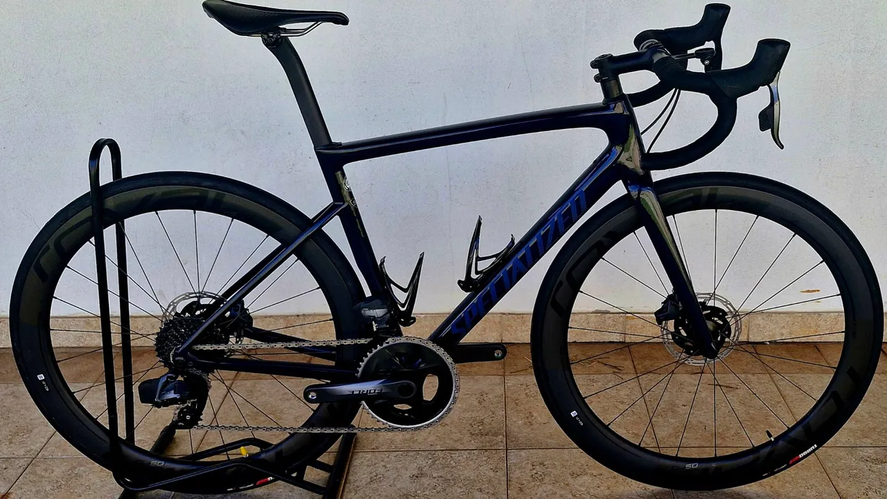 Bicicleta Specialized Tarmac Pro Disc Carbon Sram eTAP AXS 
