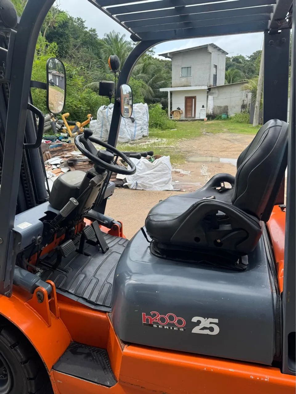 Empilhadeira heli 2,5 tonelada 2013 100% revisada ? - Foto 5