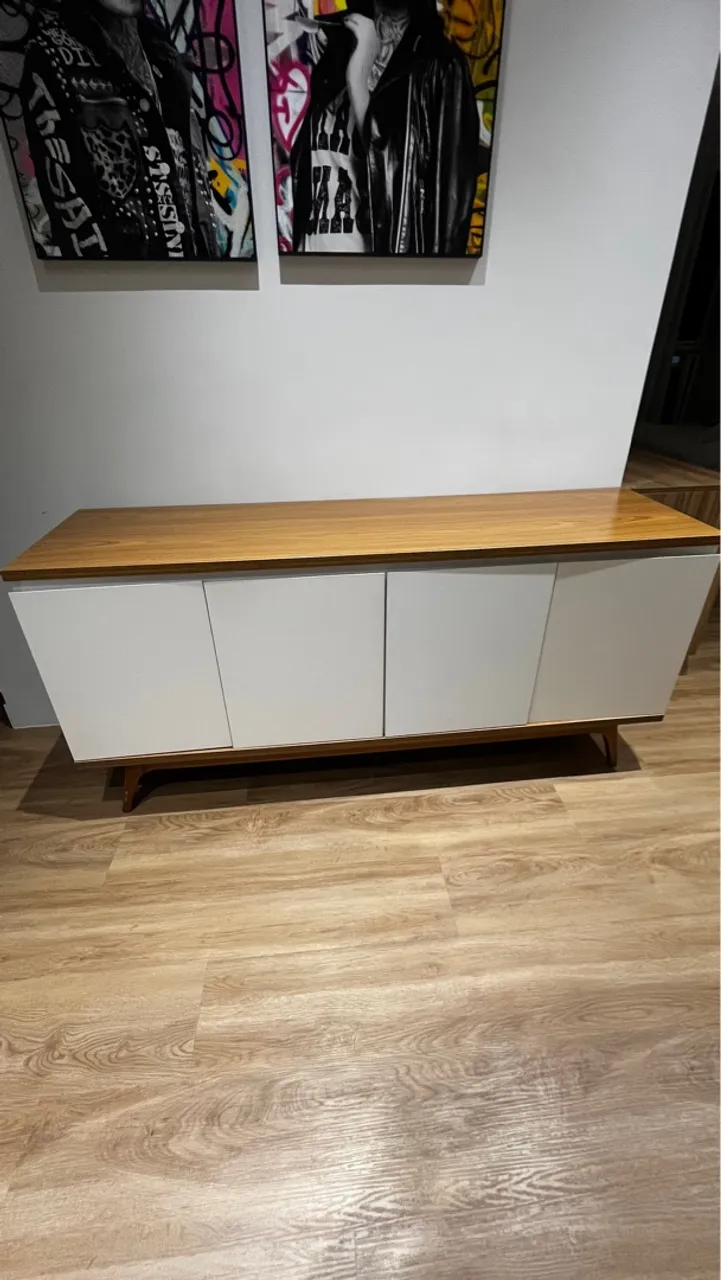 Aparador moderno com design elegante