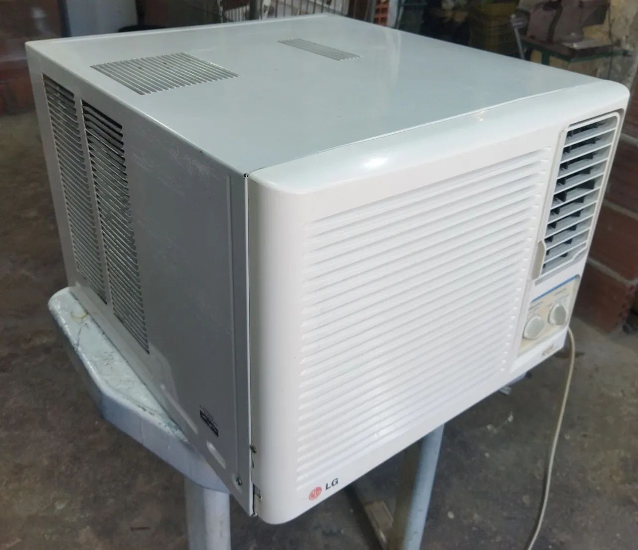 Ar LG 7500. BTUs 220.V gelando aceito cartão com juros. - Foto 4