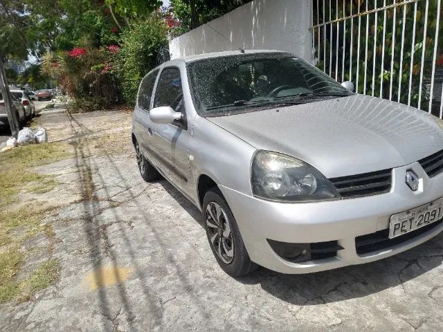 Clio 1.0 16V 2011  R$ 16.990,00 