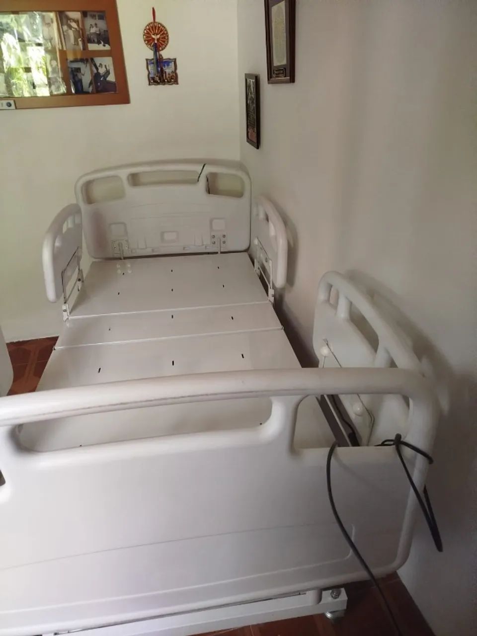 Cama hospitalar motorizada  - Foto 3