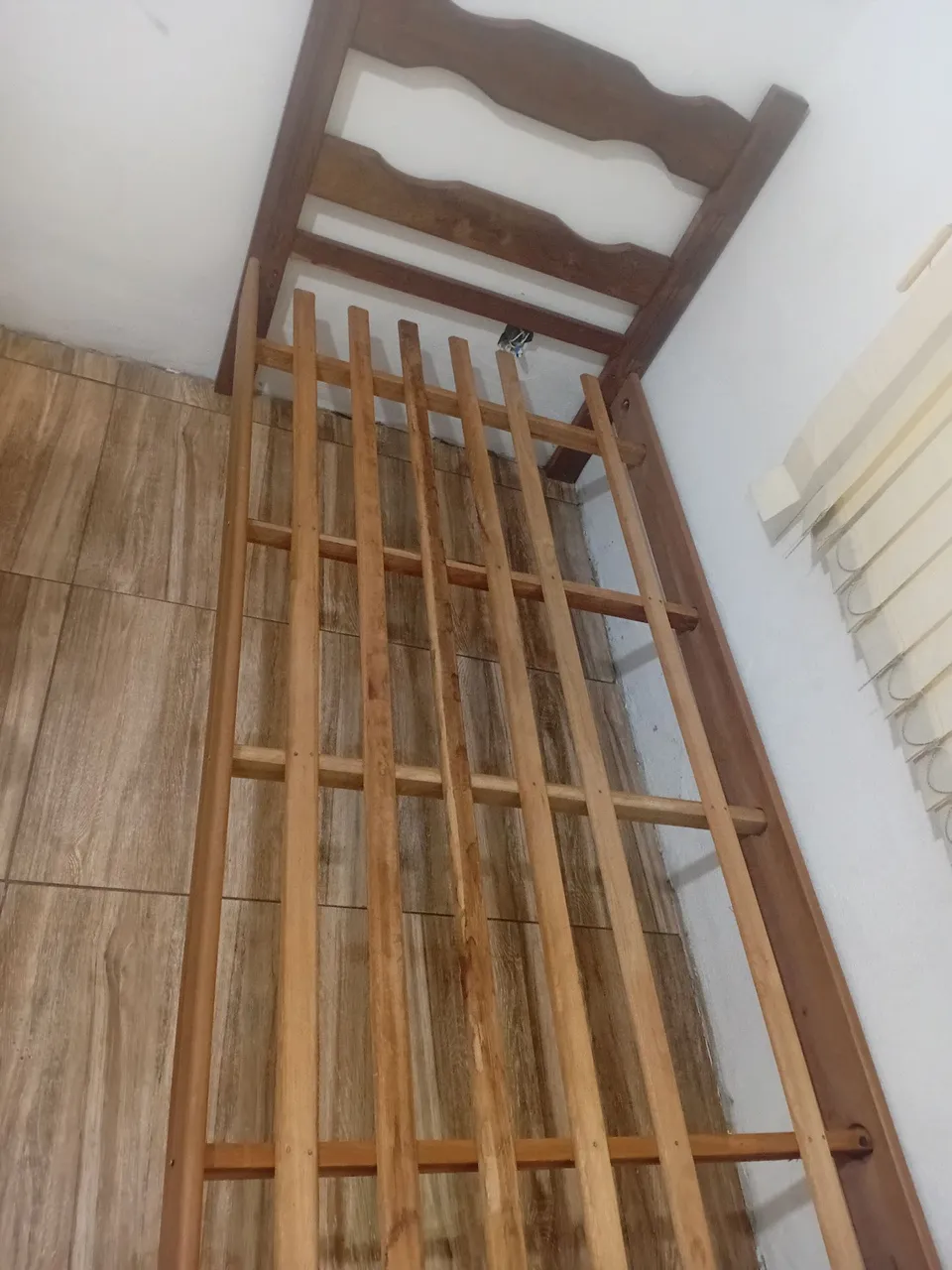 Cama Infantil de Madeira