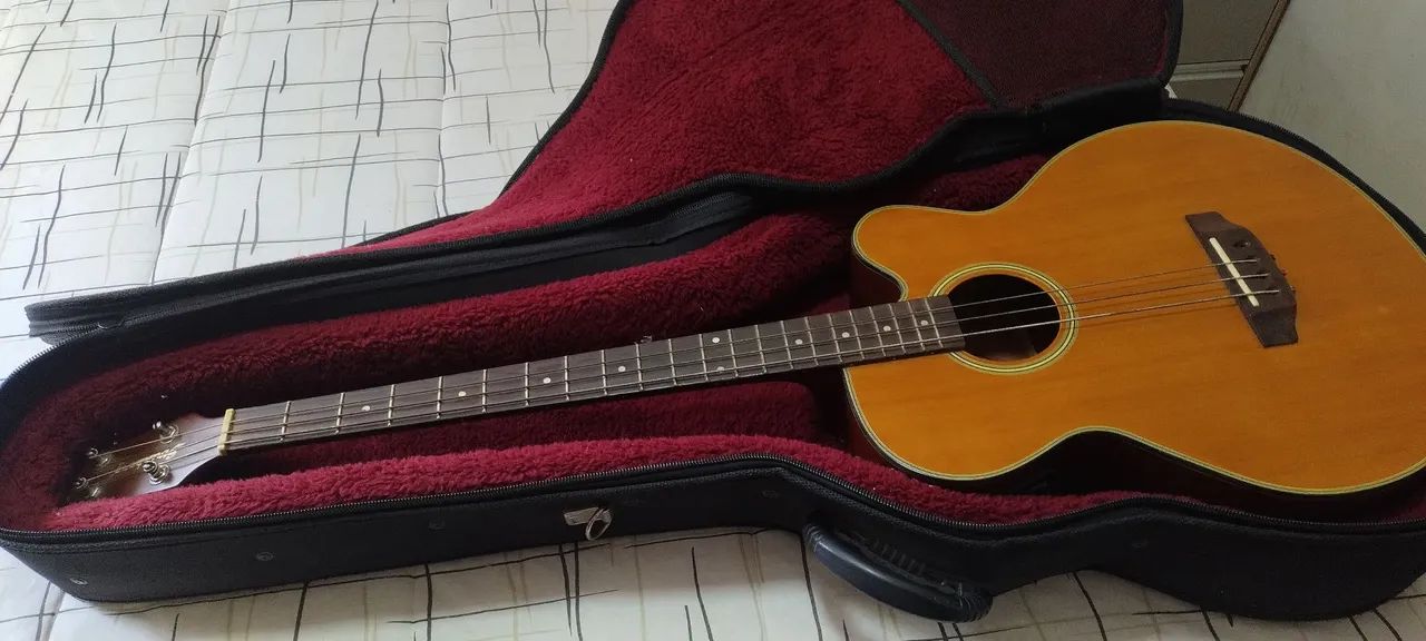 Baixolão Strimberg 4 cordas com case luxo  - Foto 4