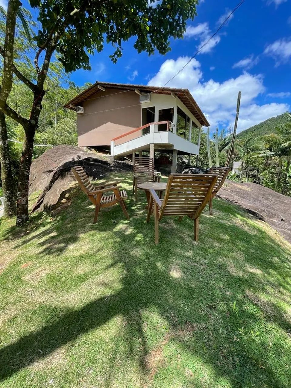 Casa com choupana interior de Alfredo Chaves E S 