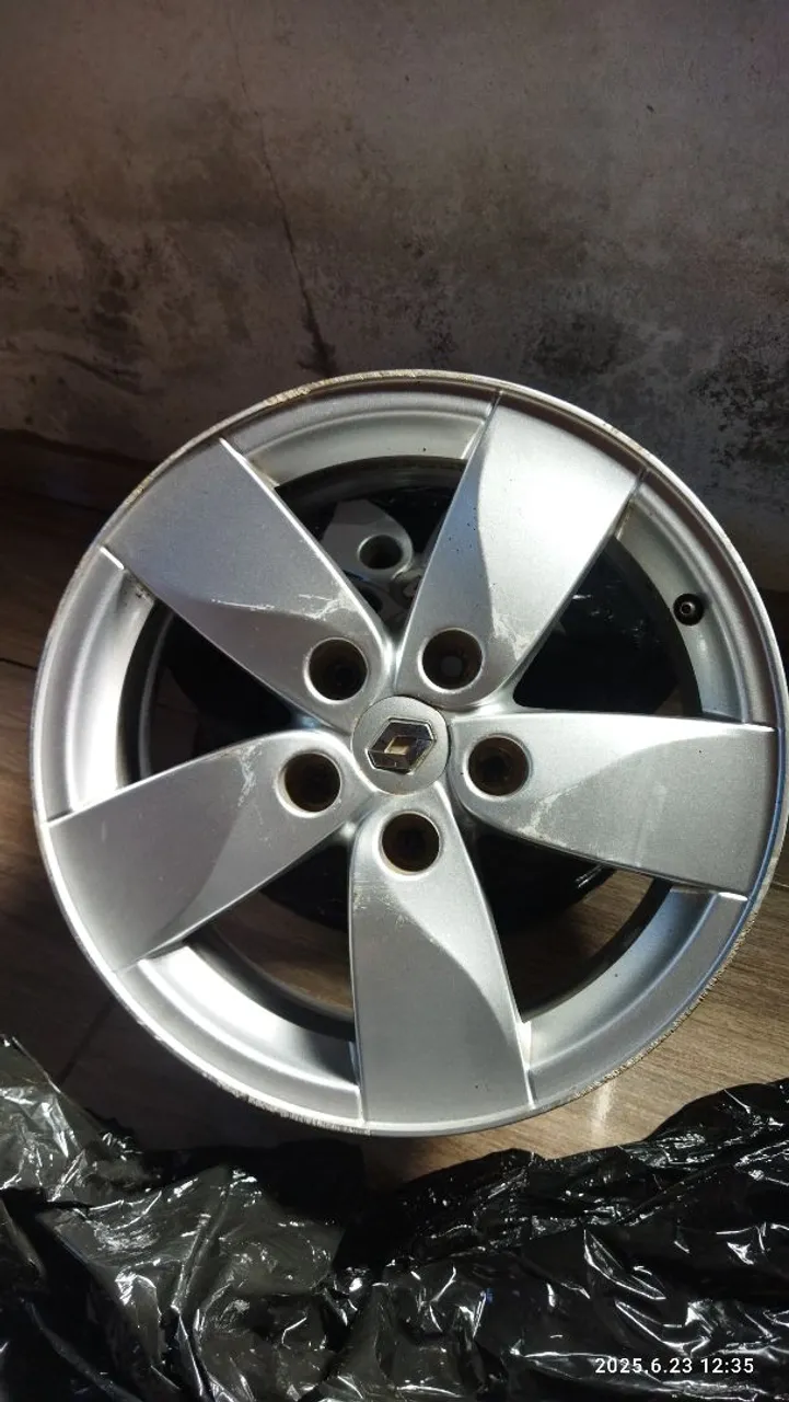Roda Renault fluence aro 16 perfeita condicoes