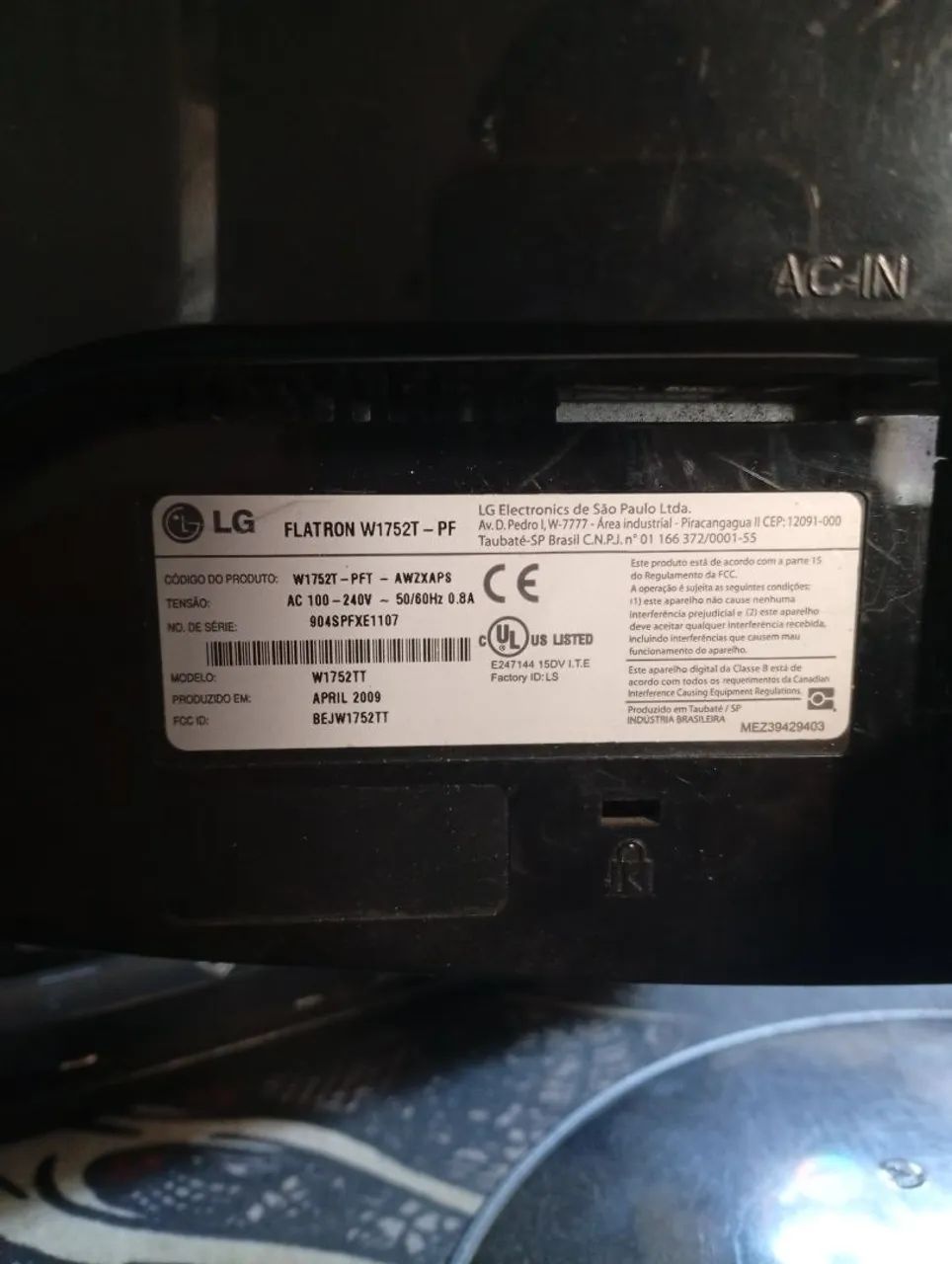 base Monitor LG flatron com defeito  - Foto 4