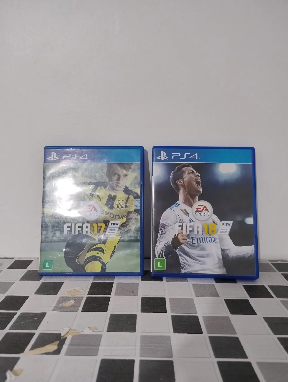 FIFA 17 e FIFA 18 para PS4 - Originais