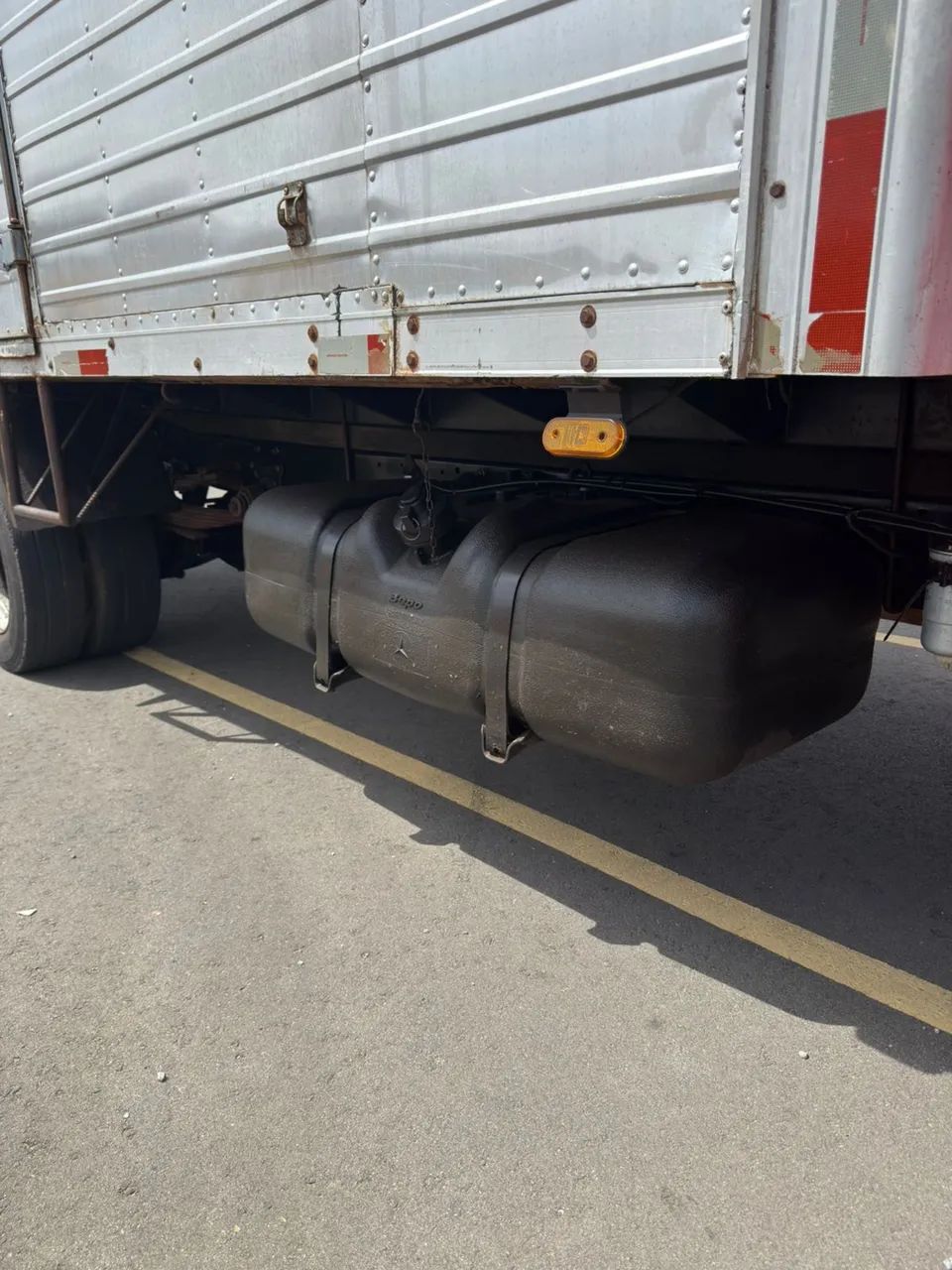 Mercedes bens 710 plus  - Foto 12