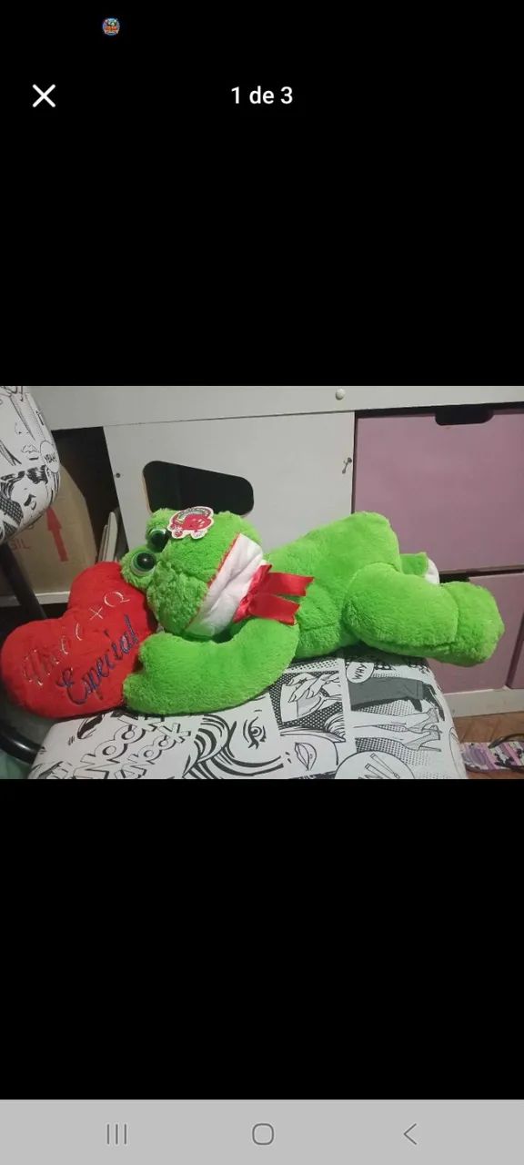 Sapo de pelúcia novo 