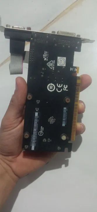 Placa de Vídeo Nvidia Geforce 210 1Gb - Foto 3