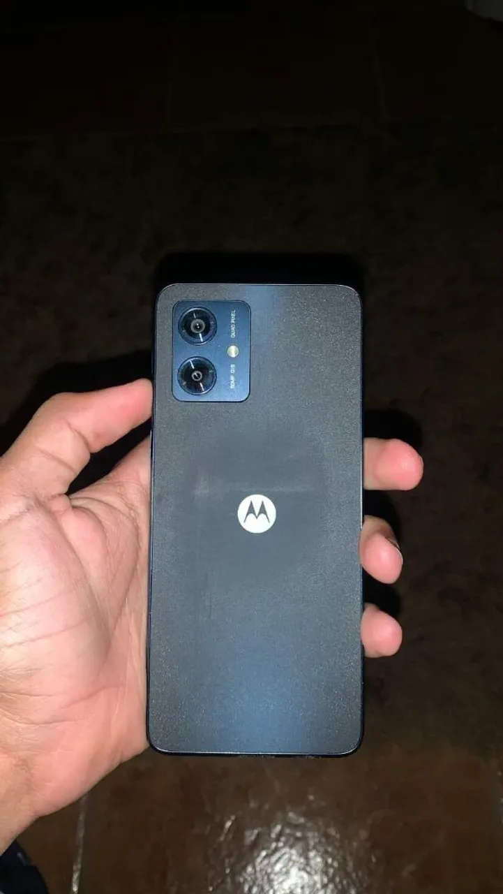 Moto G54 em perfeito estado, incluído seguro contra roubo e queda 