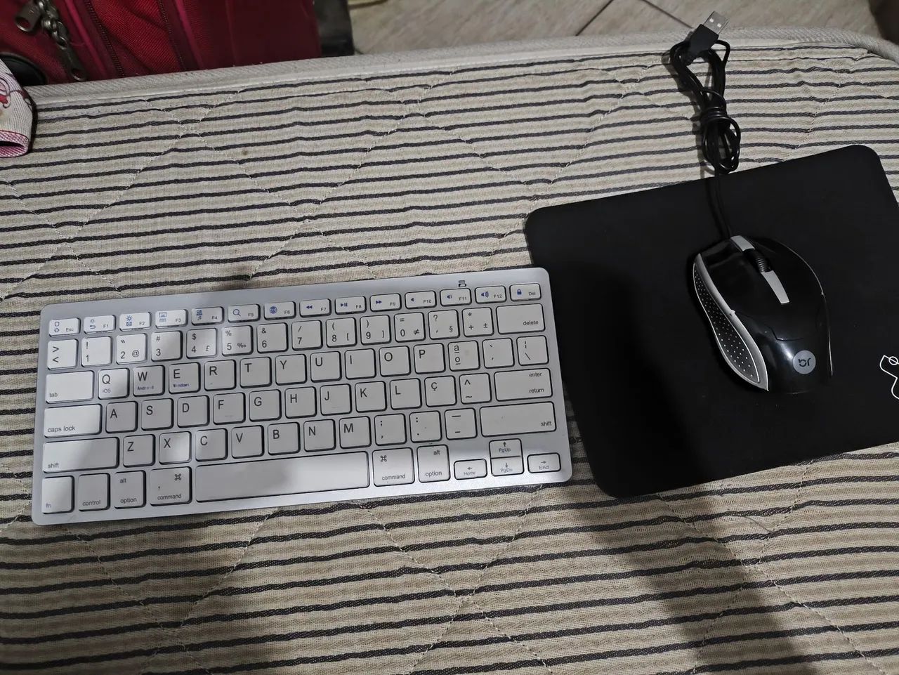 Vendo kit com teclado sem fio - Foto 2