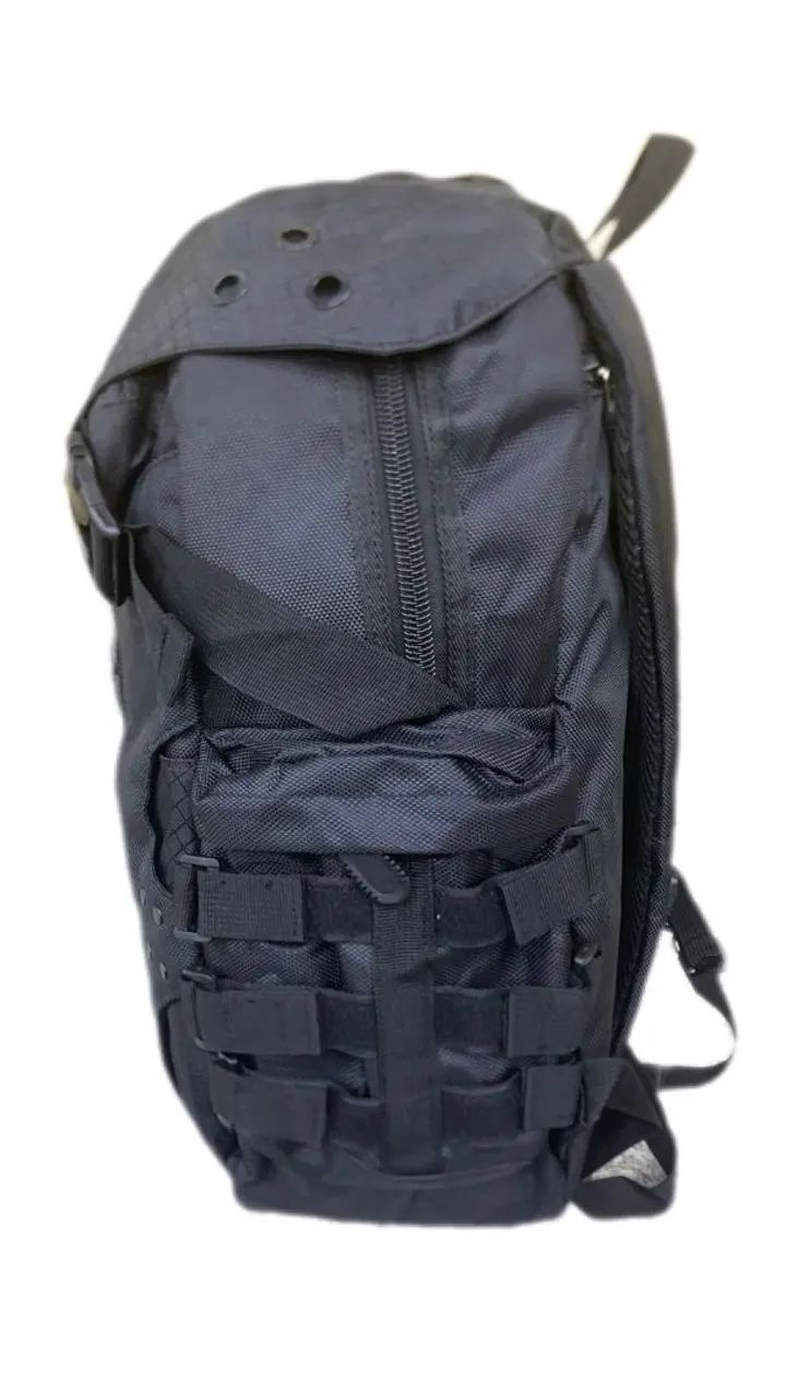 Mochila Oakley 32 litros nova importada 