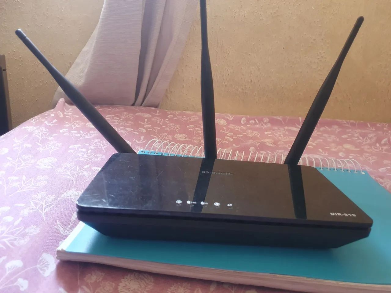 Roteador D Link dir819