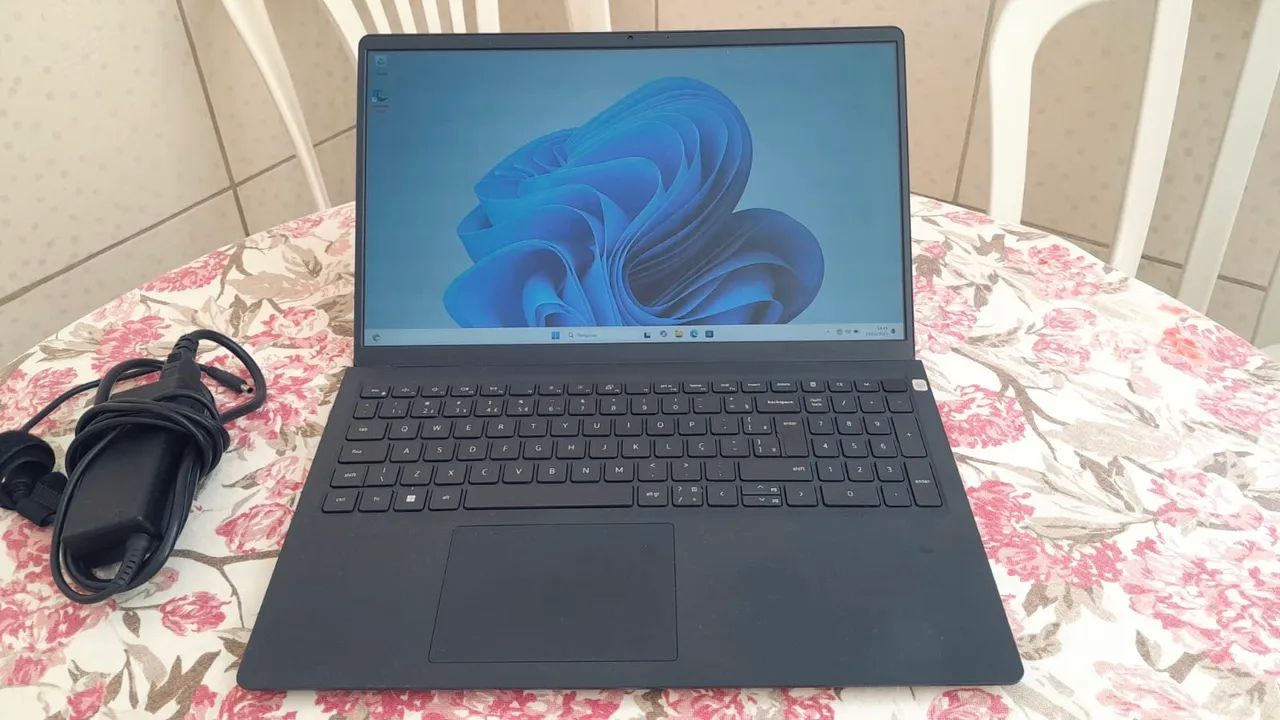 Notebook Dell / SSD 120GB / 4GB-DDR4 - Foto 5