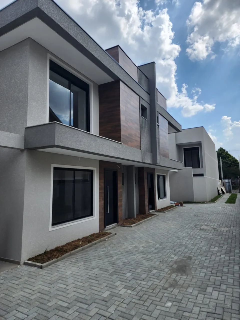 Sobrado com 3 Quartos e 4 banheiros à Venda, 125 m² por R$ 690.000 no Boqueirão