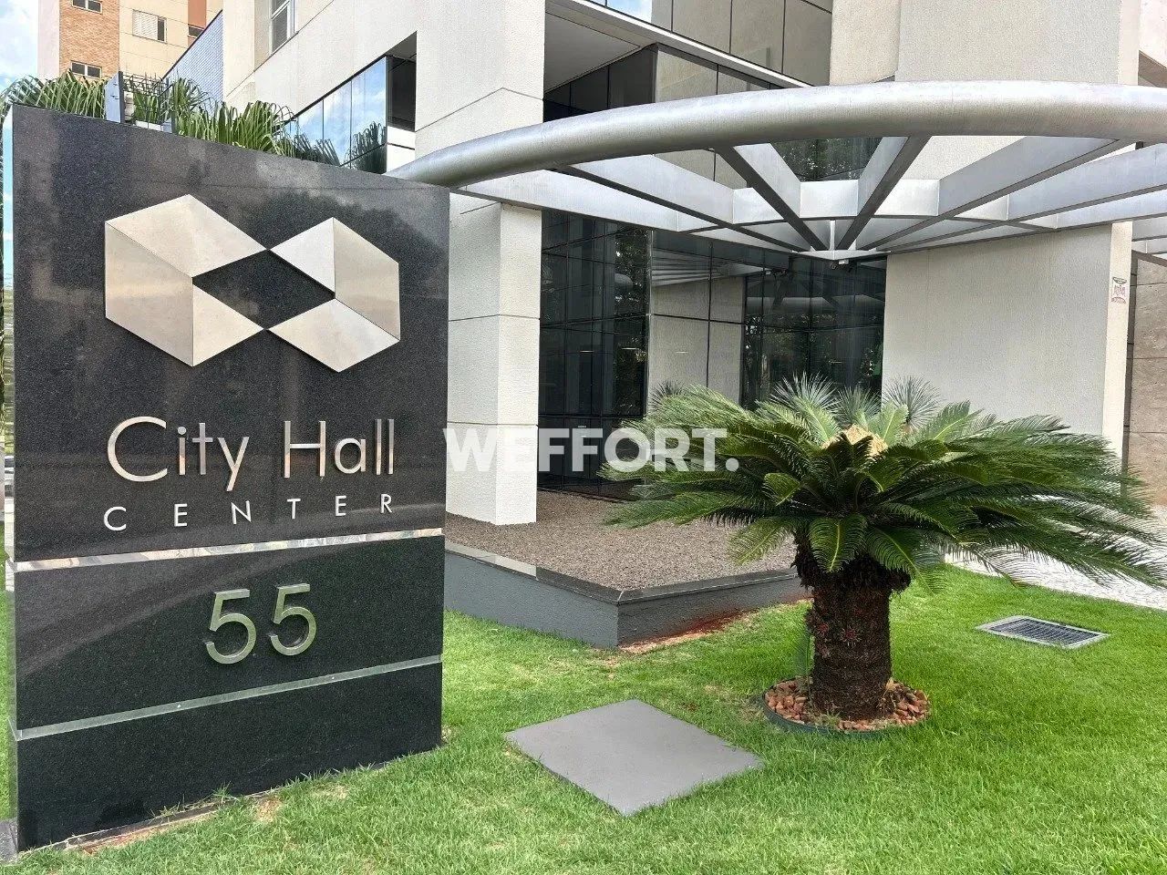 Ed City Hall | 38m² | sol manhã | andar alto