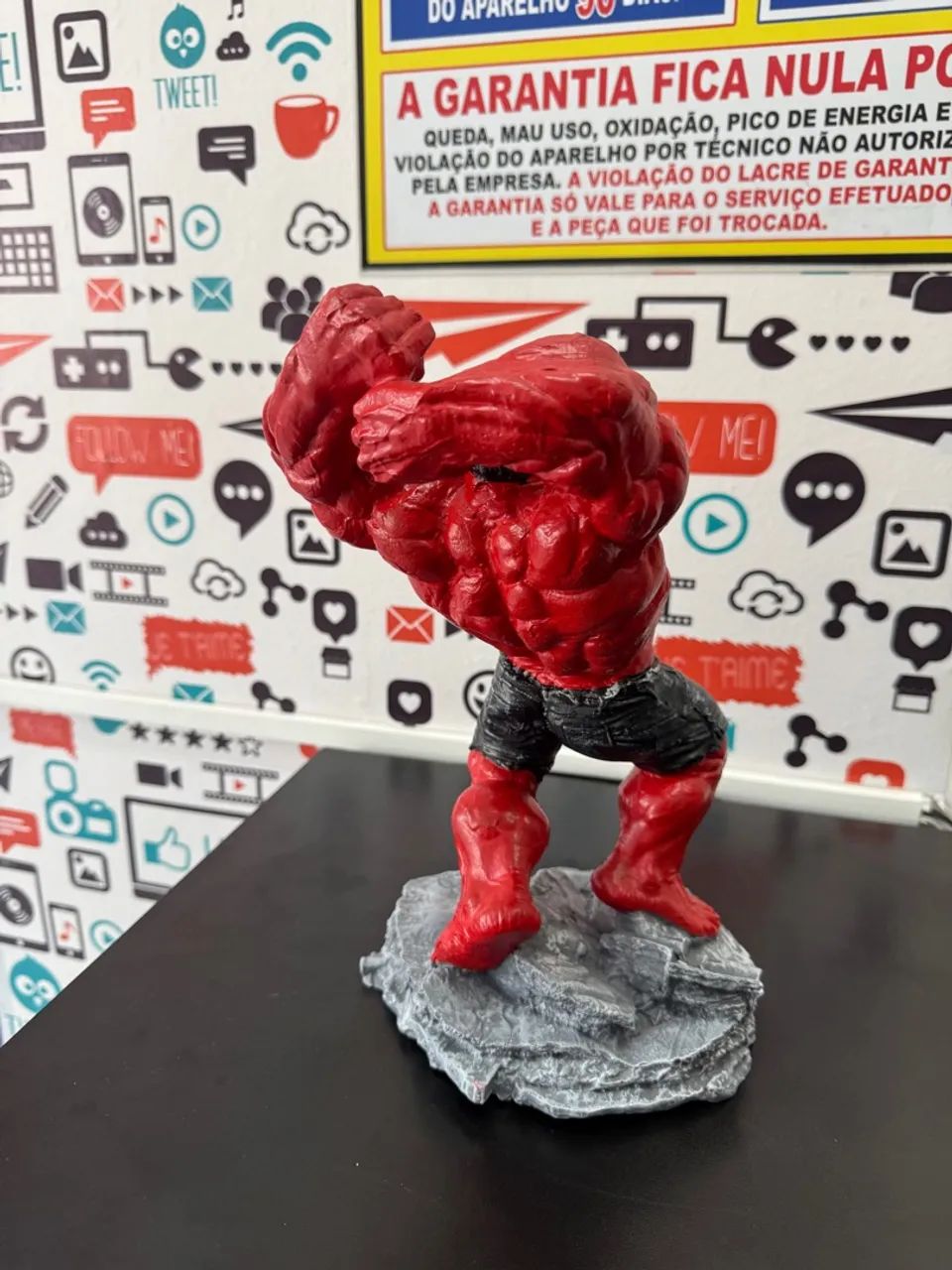 Action figure Hulk vermelho  - Foto 3