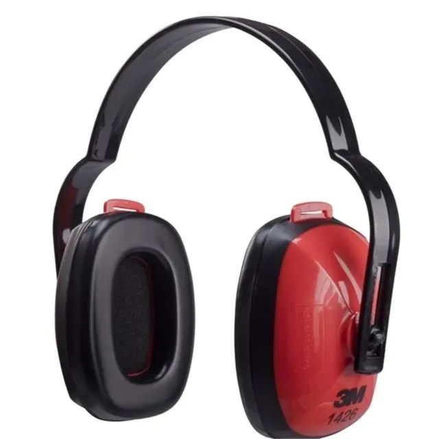 PROTETOR AUDITIVO TIPO CONCHA - PRETO COM VERMELHO - 3M