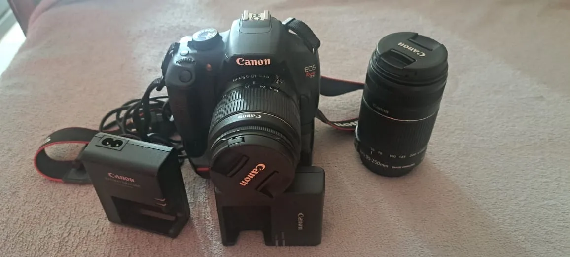 Canon EOS Rebel T5 com Lentes - Perfeita para Fotos!