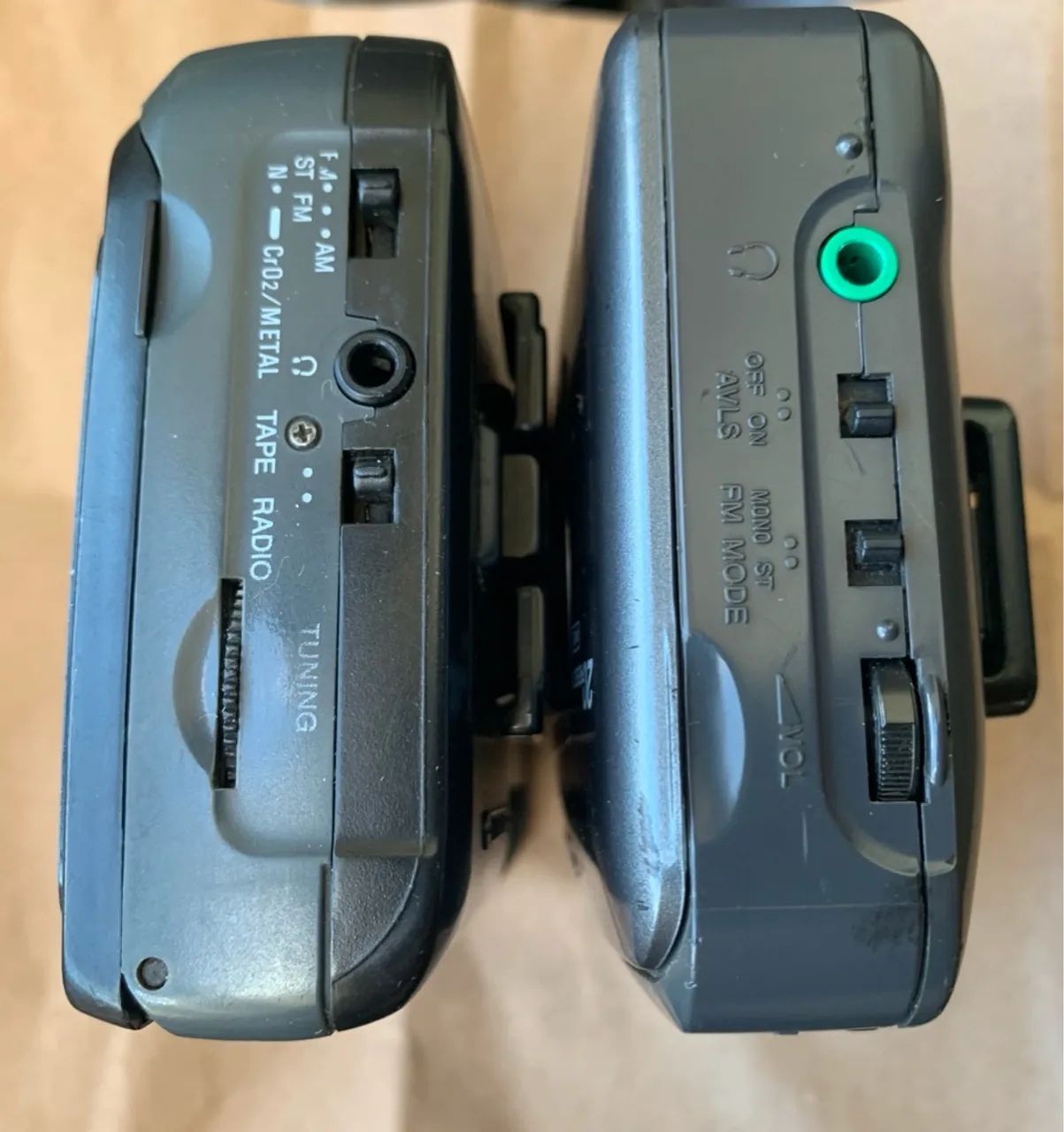 Lote Walkman Rádio Aiwa TA263 e Sony Walkman WM-FX423 - Foto 3