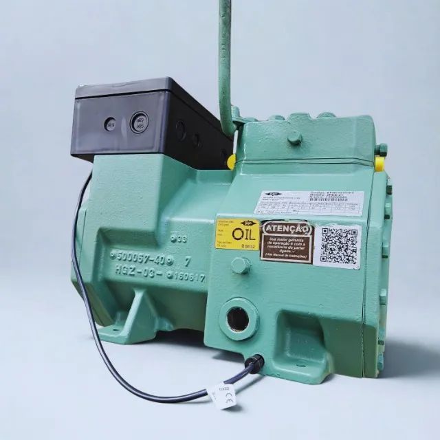 Compressor Semi-Hermético 2FES-2Y 220/380V Bitzer