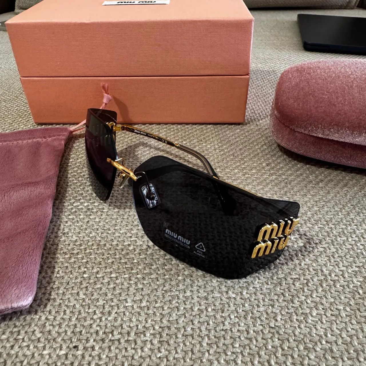 óculos de sol miu miu logo sunglasses - Foto 2
