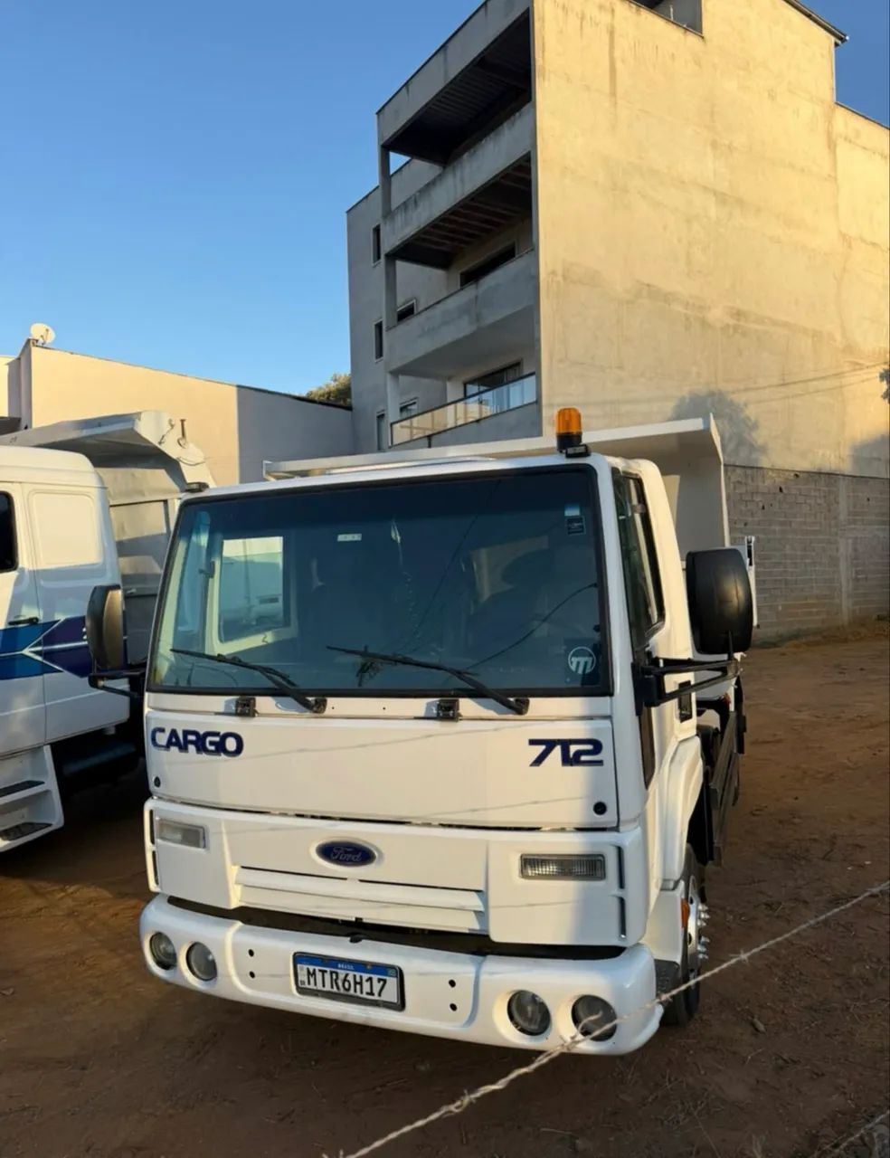 Caminhão 3/4 caçamba Ford 712 impecável . Vendo ou troco  - Foto 6